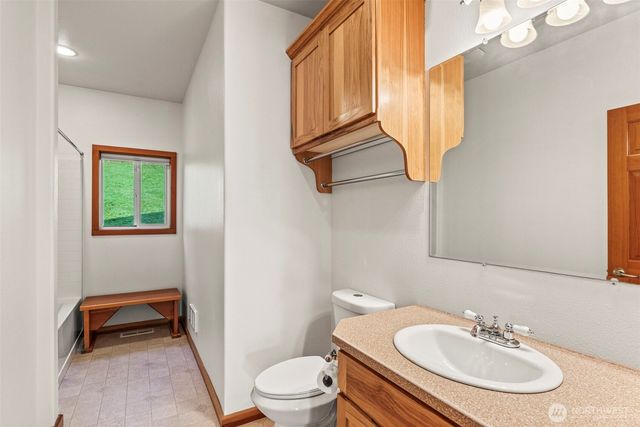 303 Shadow Mt Road, Silverlake, WA 98645