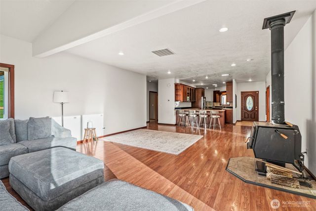 303 Shadow Mt Road, Silverlake, WA 98645