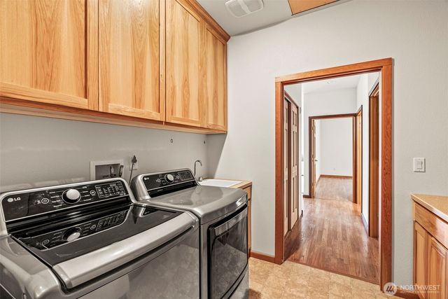 303 Shadow Mt Road, Silverlake, WA 98645