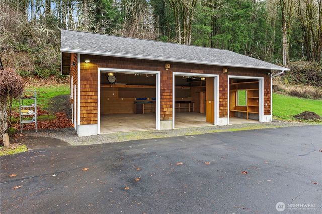 303 Shadow Mt Road, Silverlake, WA 98645