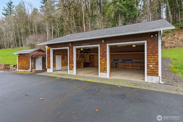 303 Shadow Mt Road, Silverlake, WA 98645