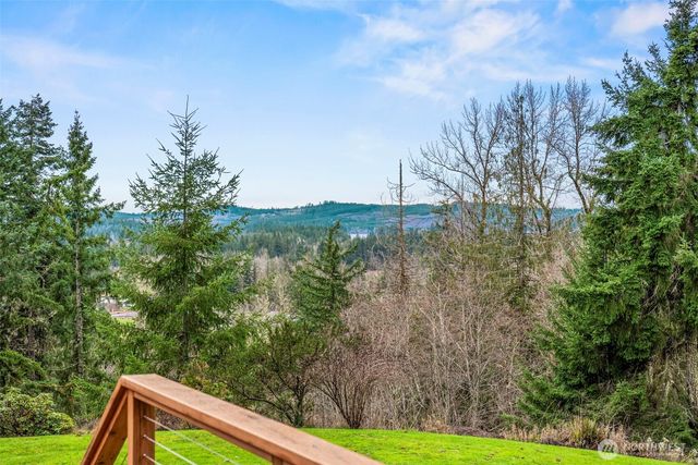 303 Shadow Mt Road, Silverlake, WA 98645