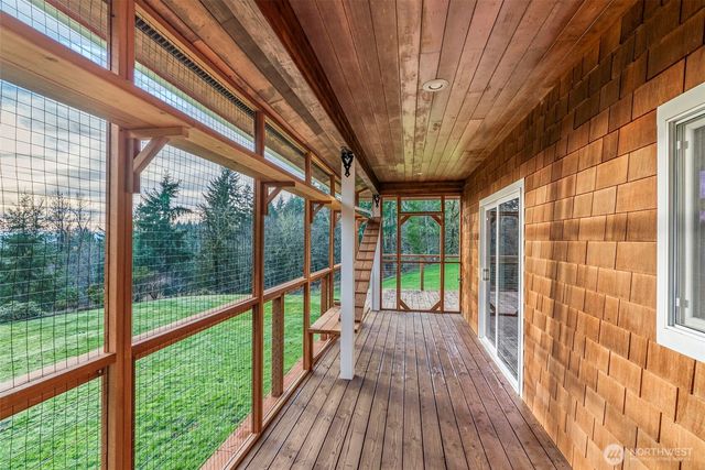 303 Shadow Mt Road, Silverlake, WA 98645