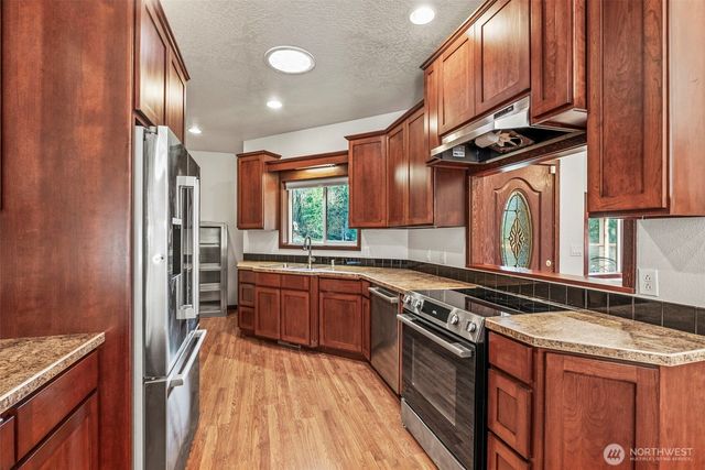 303 Shadow Mt Road, Silverlake, WA 98645