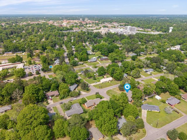2816 Williamsburg Rd., Hattiesburg, MS 39402