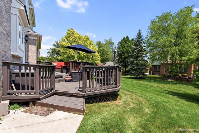 443 Lenox Drive, Canton, MI 48188