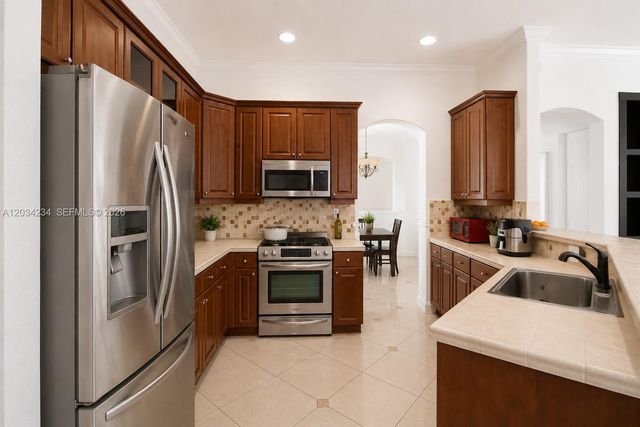 23646 SW 107th Place, Homestead, FL 33032