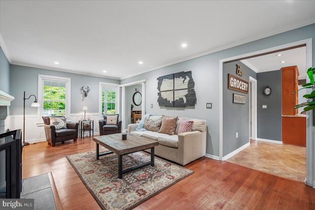 7201 BARCELLONA DR, Gaithersburg, MD 20879