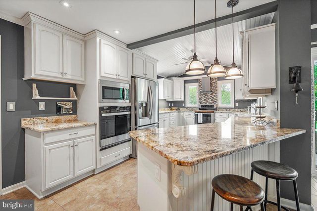 7201 BARCELLONA DR, Gaithersburg, MD 20879