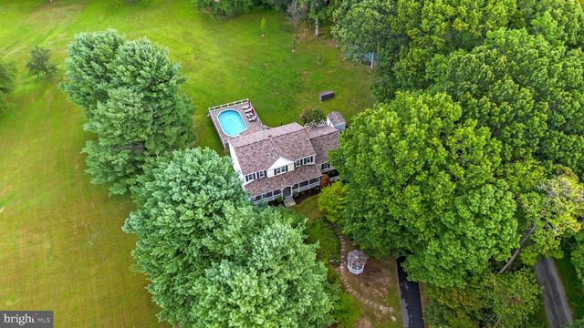 7201 BARCELLONA DR, Gaithersburg, MD 20879