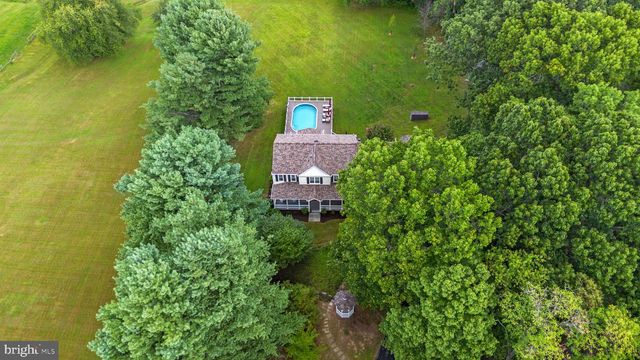 7201 BARCELLONA DR, Gaithersburg, MD 20879