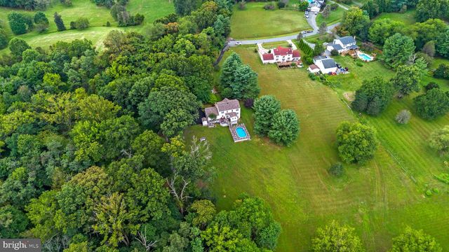 7201 BARCELLONA DR, Gaithersburg, MD 20879