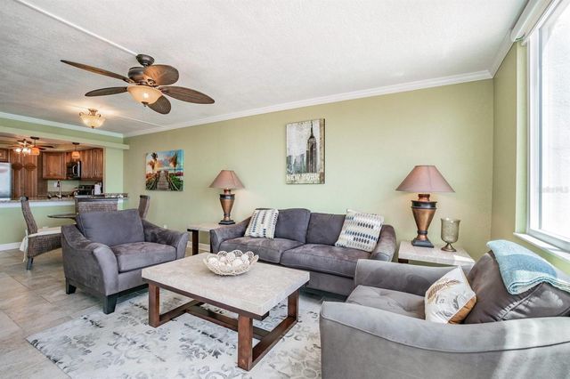 6295 BAHIA DEL MAR CIRCLE 401, St Petersburg, FL 33715