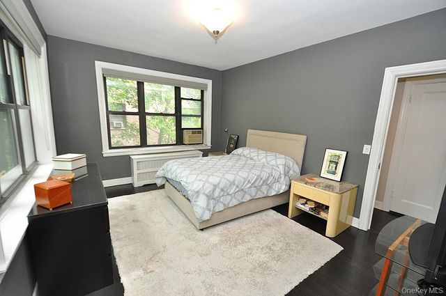 143 Garth Road 4N, Scarsdale, NY 10583