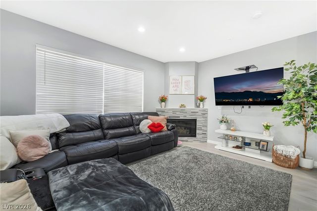 7155 South Durango Drive 212, Las Vegas, NV 89113