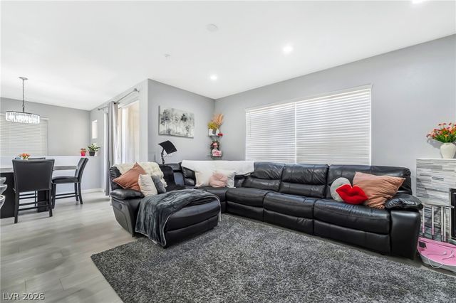 7155 South Durango Drive 212, Las Vegas, NV 89113