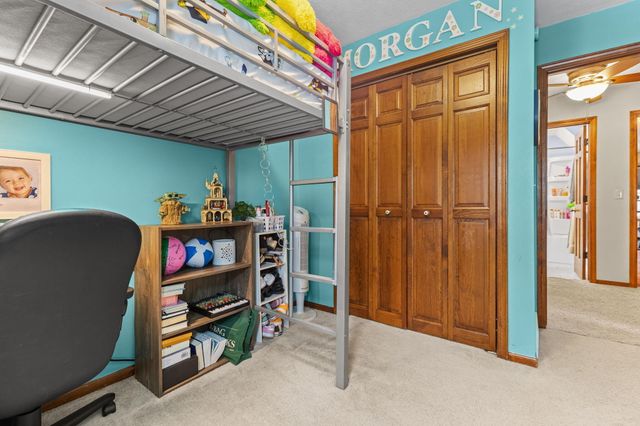 6560 Crownpointe Drive SW, Byron Center, MI 49315