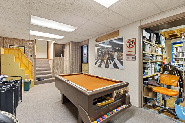 6560 Crownpointe Drive SW, Byron Center, MI 49315