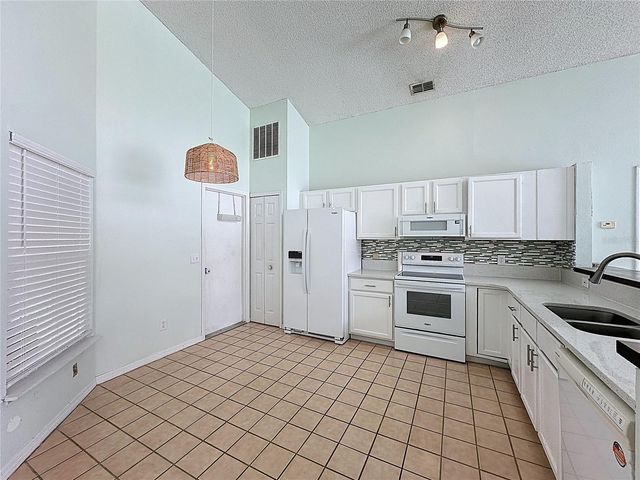 231 SUNRISE ROAD, Davenport, FL 33837