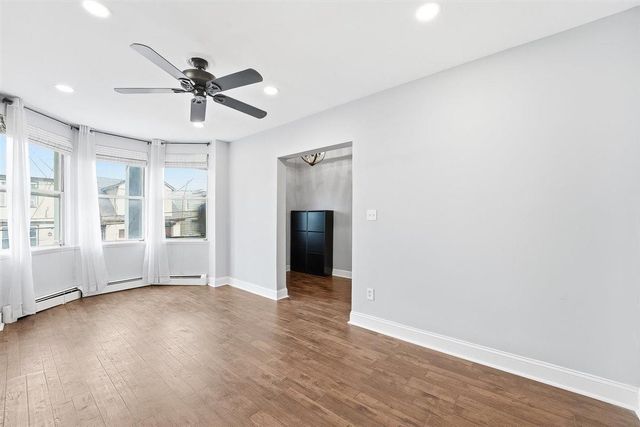 143 LEXINGTON AVE, Jc, West Bergen, NJ 07304