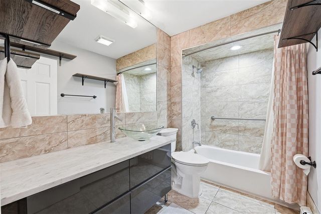 143 LEXINGTON AVE, Jc, West Bergen, NJ 07304