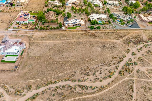 9840 Ranchitos Avenue NE, Albuquerque, NM 87122