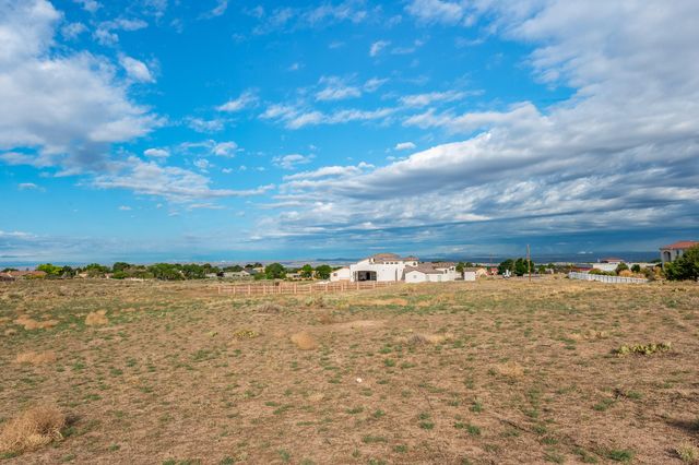 9840 Ranchitos Avenue NE, Albuquerque, NM 87122