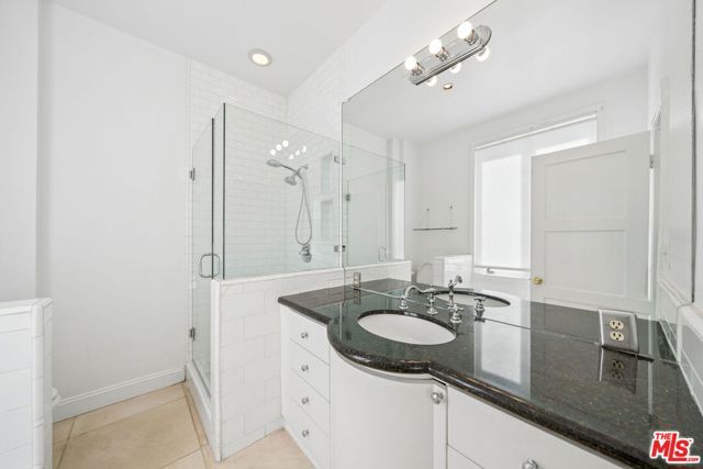 1424 N Crescent Heights Boulevard 10, West Hollywood, CA 90046