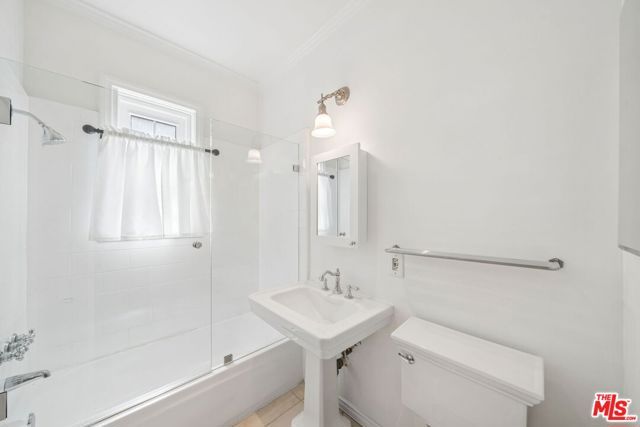 1424 N Crescent Heights Boulevard 10, West Hollywood, CA 90046