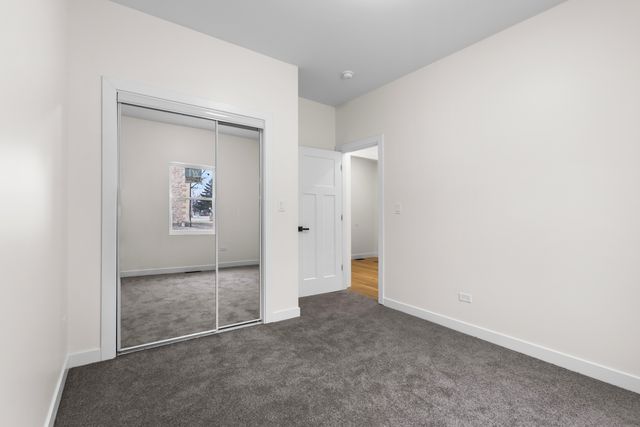 17 W Dearborn Street, Plano, IL 60545