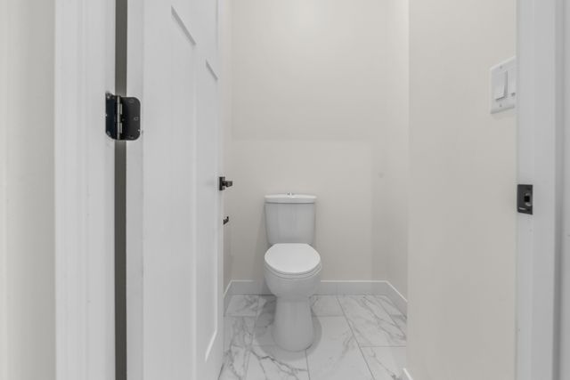 17 W Dearborn Street, Plano, IL 60545