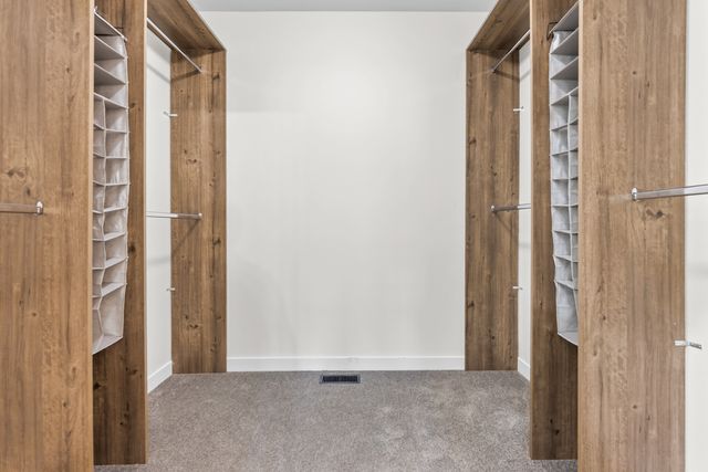 17 W Dearborn Street, Plano, IL 60545