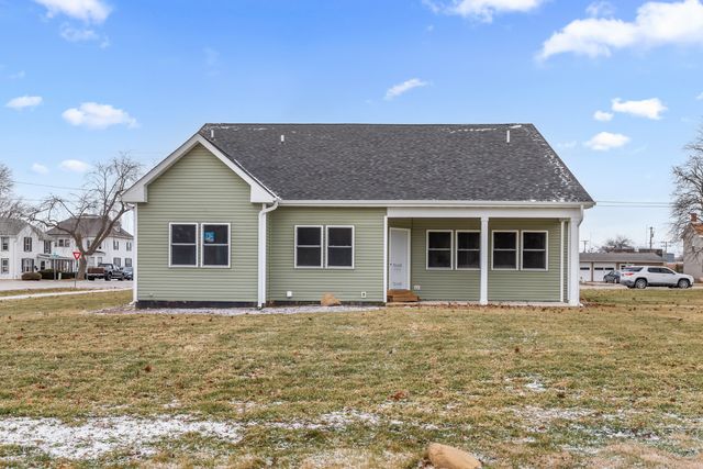 17 W Dearborn Street, Plano, IL 60545