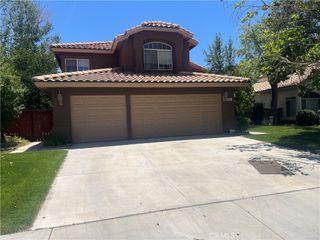 2800 W Pondera, Lancaster, CA 93536