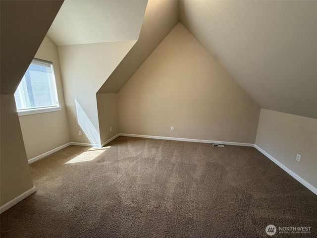 2593 22nd Avenue NE, Issaquah, WA 98029