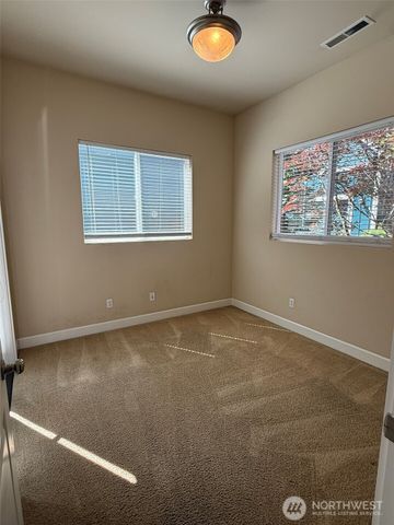 2593 22nd Avenue NE, Issaquah, WA 98029
