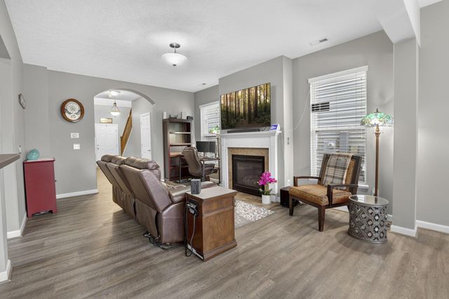 7911 Ashenden Drive, Blacklick, OH 43004