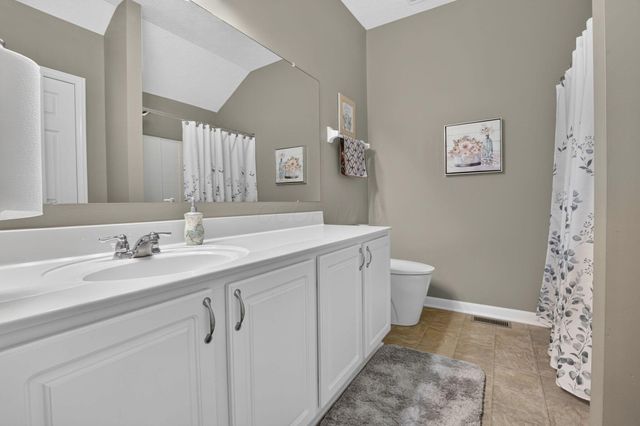 7911 Ashenden Drive, Blacklick, OH 43004