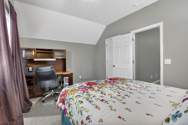 7911 Ashenden Drive, Blacklick, OH 43004
