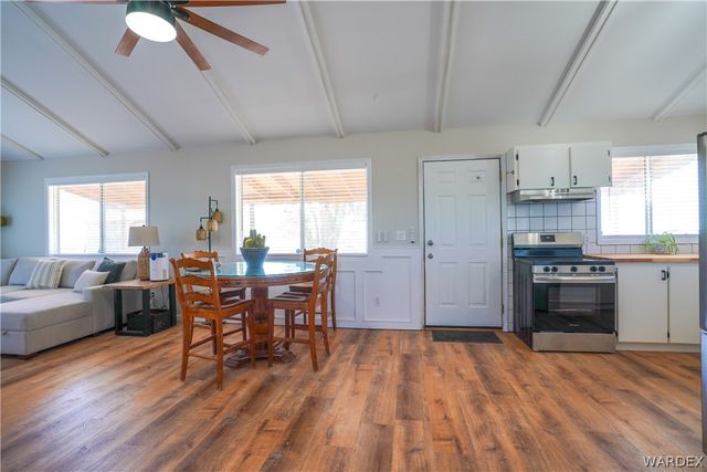 16548 N Kitmit Drive, Dolan Springs, AZ 86441