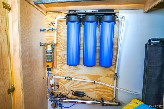 16548 N Kitmit Drive, Dolan Springs, AZ 86441