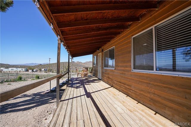 16548 N Kitmit Drive, Dolan Springs, AZ 86441