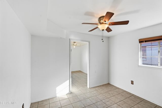 232 MANGO Road, El Paso, TX 79915