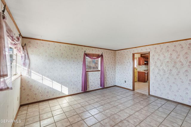 232 MANGO Road, El Paso, TX 79915