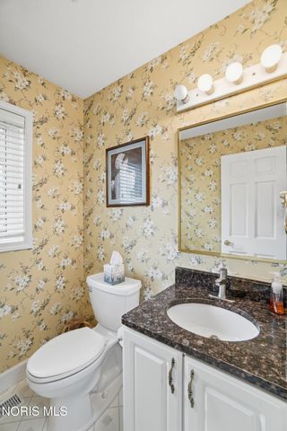 1776 Arrowhead Court, Defiance, OH 43512