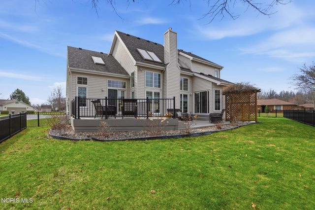 1776 Arrowhead Court, Defiance, OH 43512