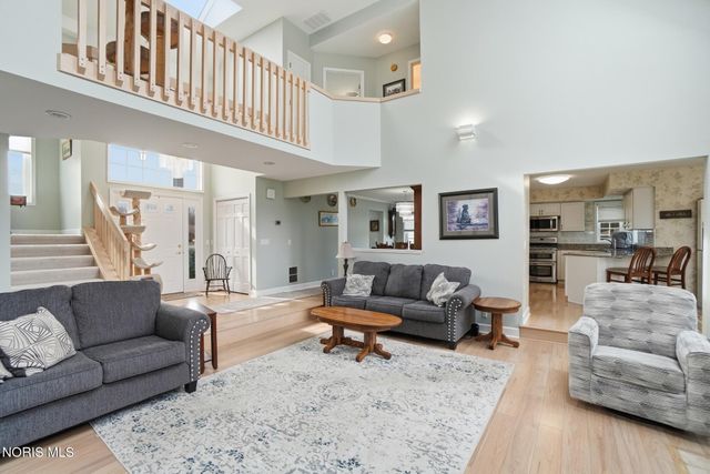 1776 Arrowhead Court, Defiance, OH 43512