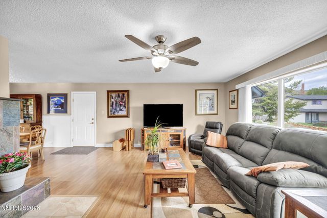 6 Gay Circle, Carson City, NV 89703