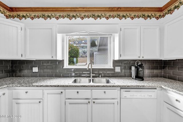 6 Gay Circle, Carson City, NV 89703