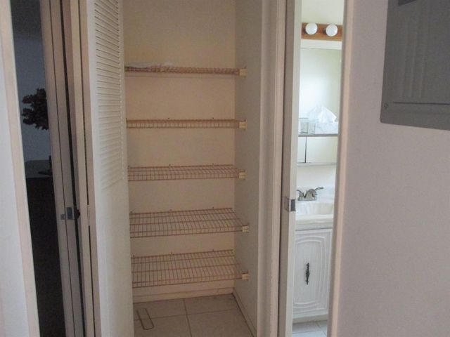 2715 Emory Drive E C, West Palm Beach, FL 33415